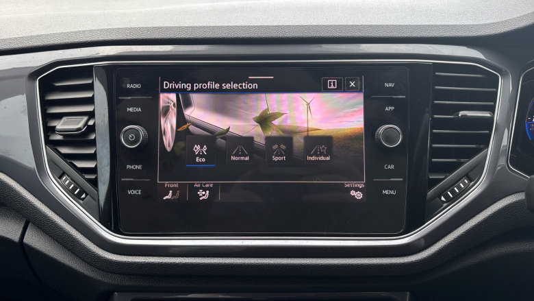 Volkswagen T-Roc 2.0 TSI 4MOTION R-Line 5dr DSG Petrol Hatchback